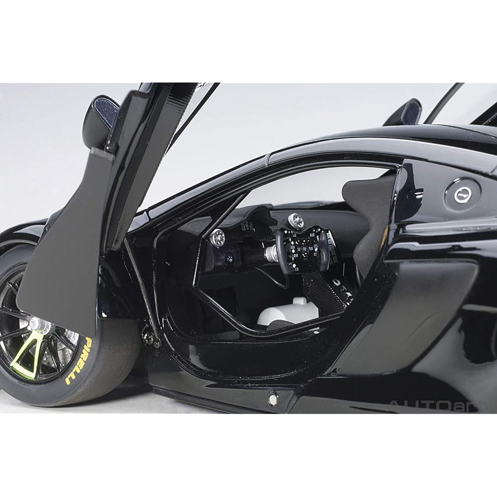 AUTOart 1/18 McLaren 650S GT3 Black Finished Product