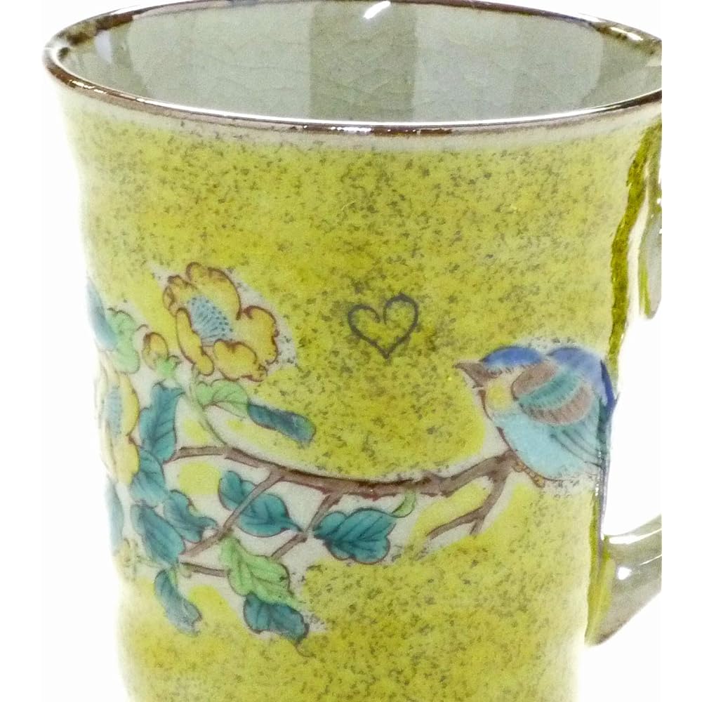 Kutani ware [mug] yellow painted gold thread plum and bird [back picture]
