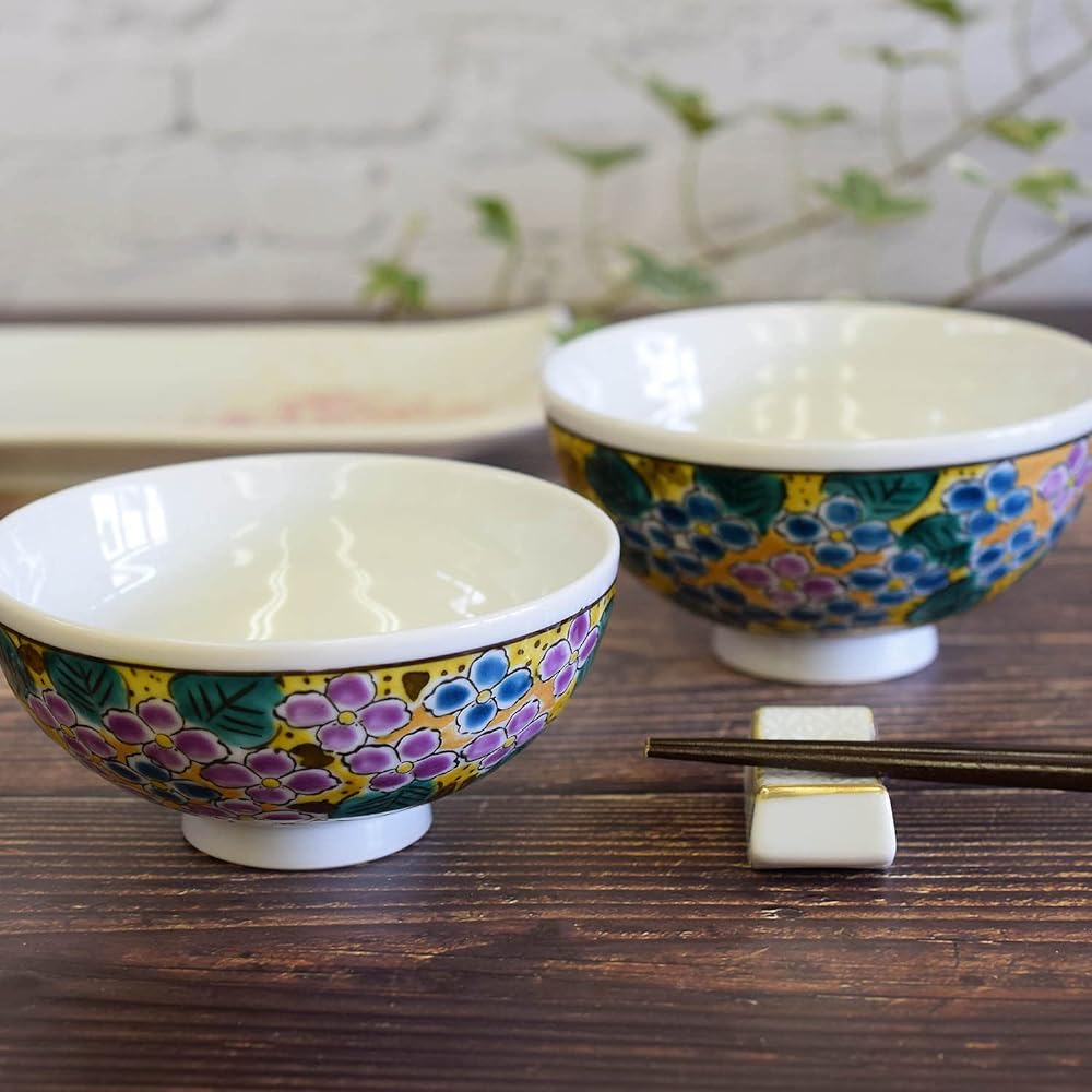 Married couple's bowl, stylish tableware, Kutani ware, pair, rice bowl, Yoshidaya hydrangea pottery, bowl, brand, Japanese tableware