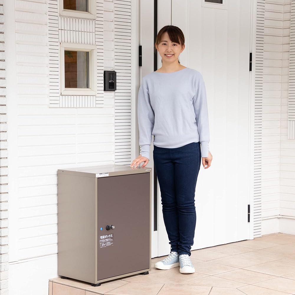 ] Green Life Delivery Box, Completed Product, Large Capacity, Delivery, For Household Use, Outdoor [Made in Japan] Unattended Receipt, Security Measures, Lock Included, Brown Receibo Grayish Brown TR-3465 (TGY/GB)