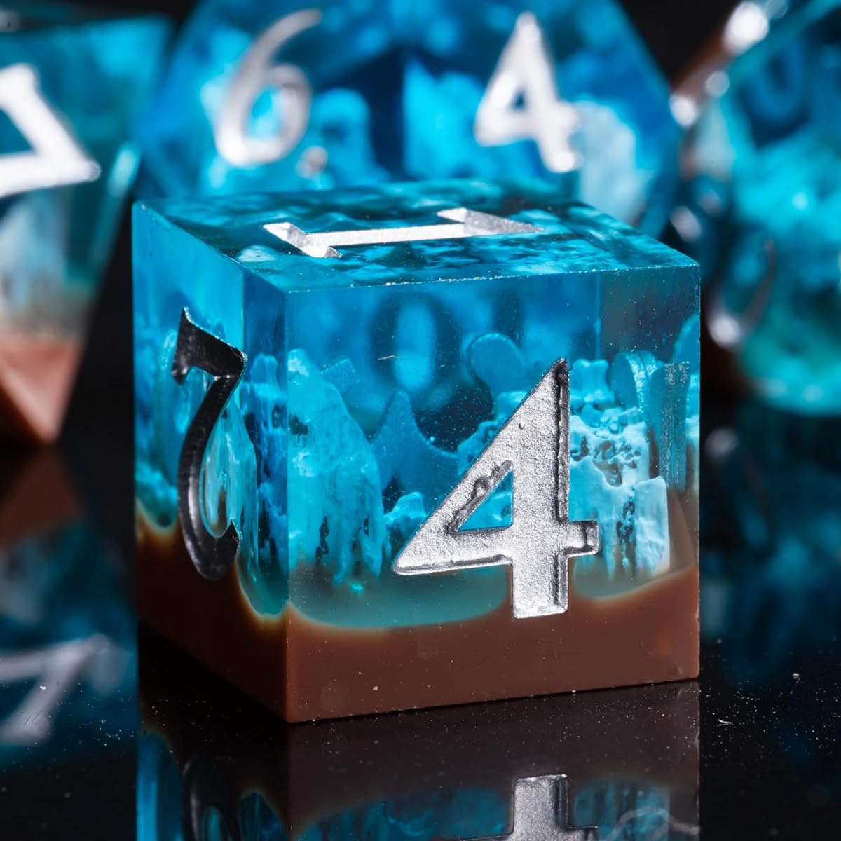 DND Dice Set Dungeons and Dragons Dice Sharp Edge Resin Dice Mountain Forest D&D Dice 7 Piece Role Playing Dice RPG Polyhedral Dice Set D and D Dice D20 D12 D10 D8 D6 D4 (Coffee Snow Mountain)