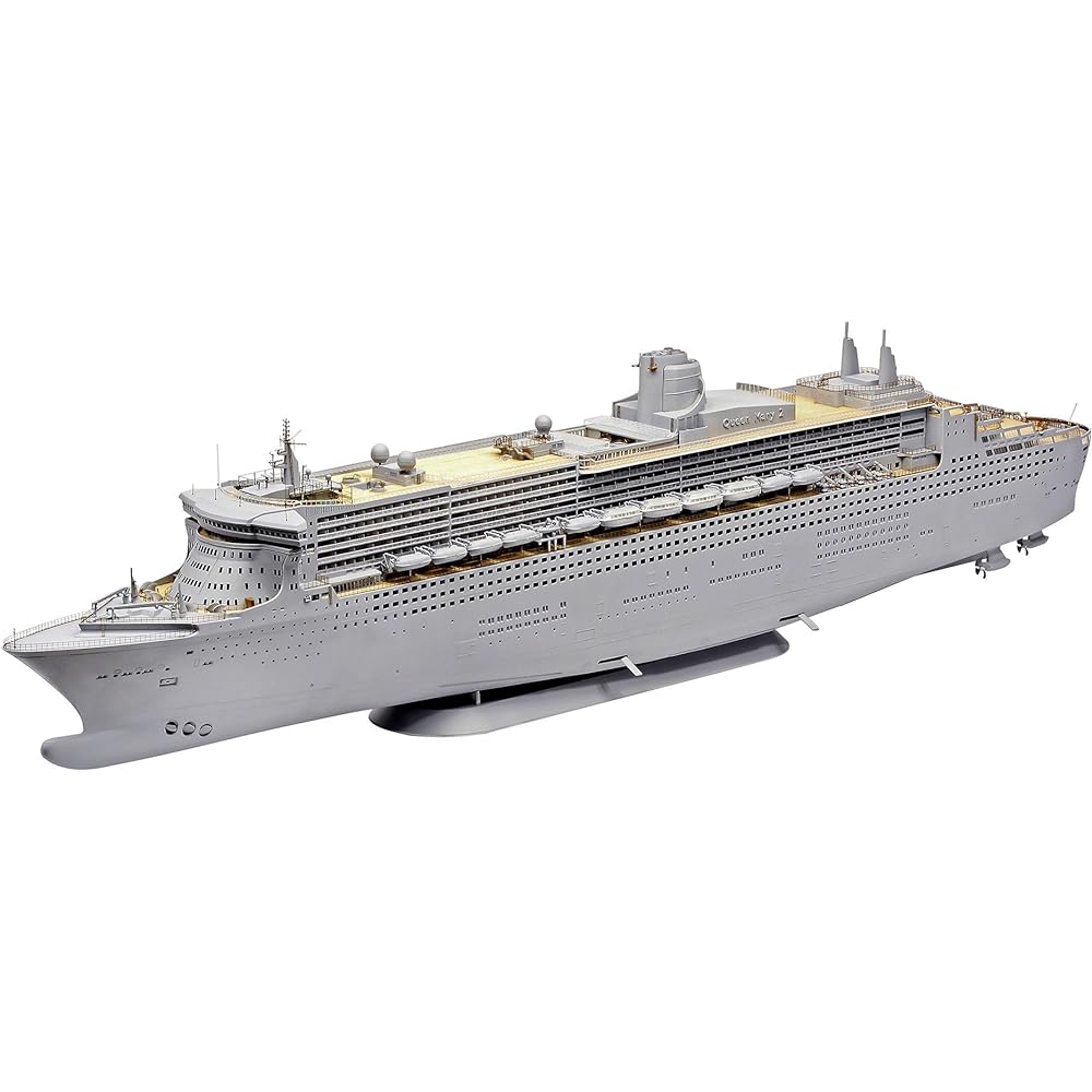 German Revell (Revell) 1/400 Queen Mary 2 Premium Edition Plastic Model 05199