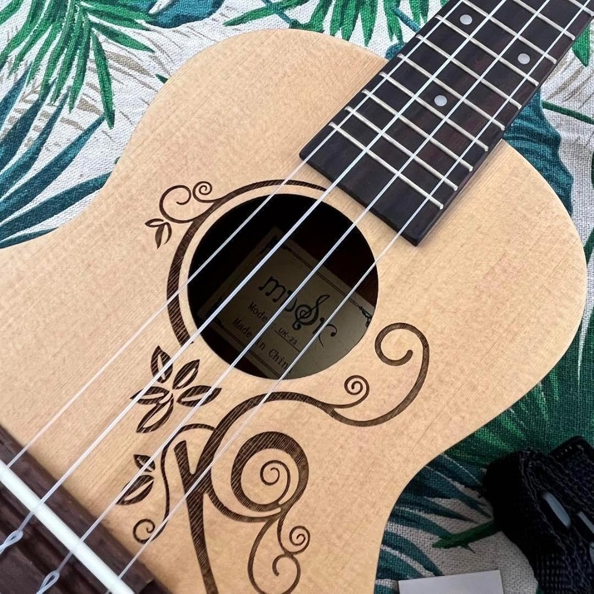 music ukulele Rose Electric Concert Ukulele Beginner's Set