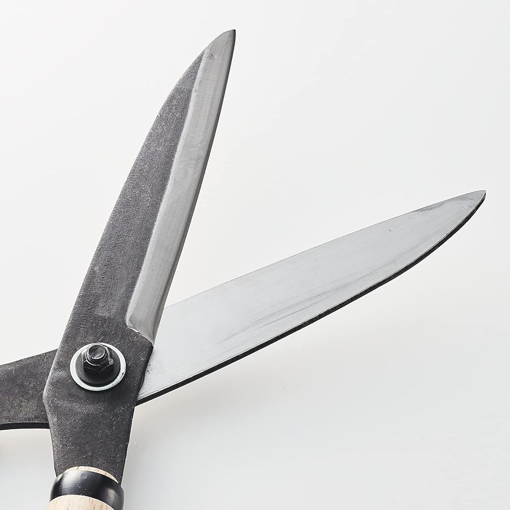 Geely pruning shears, 180mm, made in Japan, with genuine steel, for pruning garden trees and hedges, and trimming leaves.