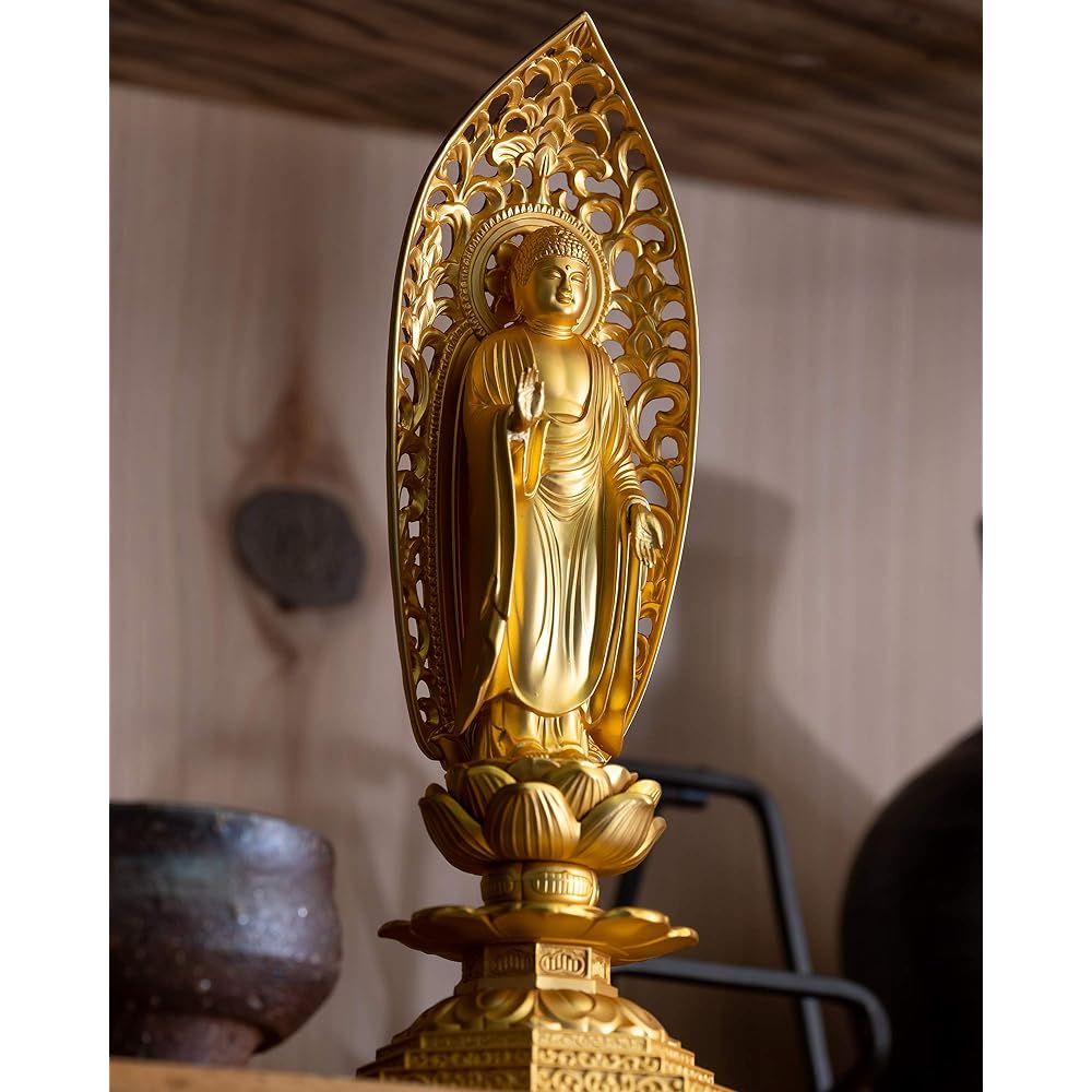 Buddha statue Shaka Nyorai 19cm (gold plated/24K gold) Buddhist sculptor: Hideun Makita Original model _ "Soto sect, Rinzai sect, Tendai sect" Takaoka copperware (Shakanyorai/L)