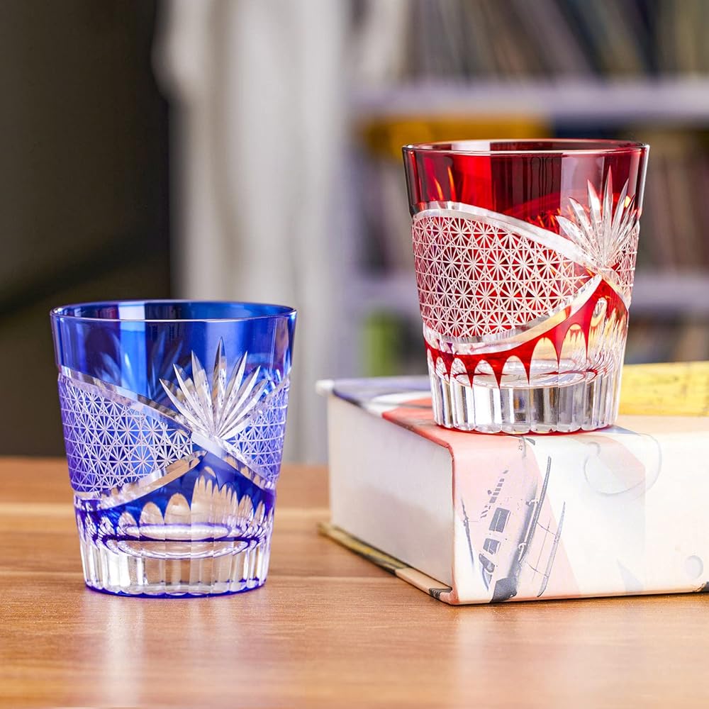 FONYUHUA Kiriko Glass Pair Rock Glass Stylish Chrysanthemum Tsunagi Pattern Gift Set Alcohol Sake Beer Celebration Wedding Gift 60th Birthday Gift Father's Day Present Gift Popular 240cc (2 pieces)