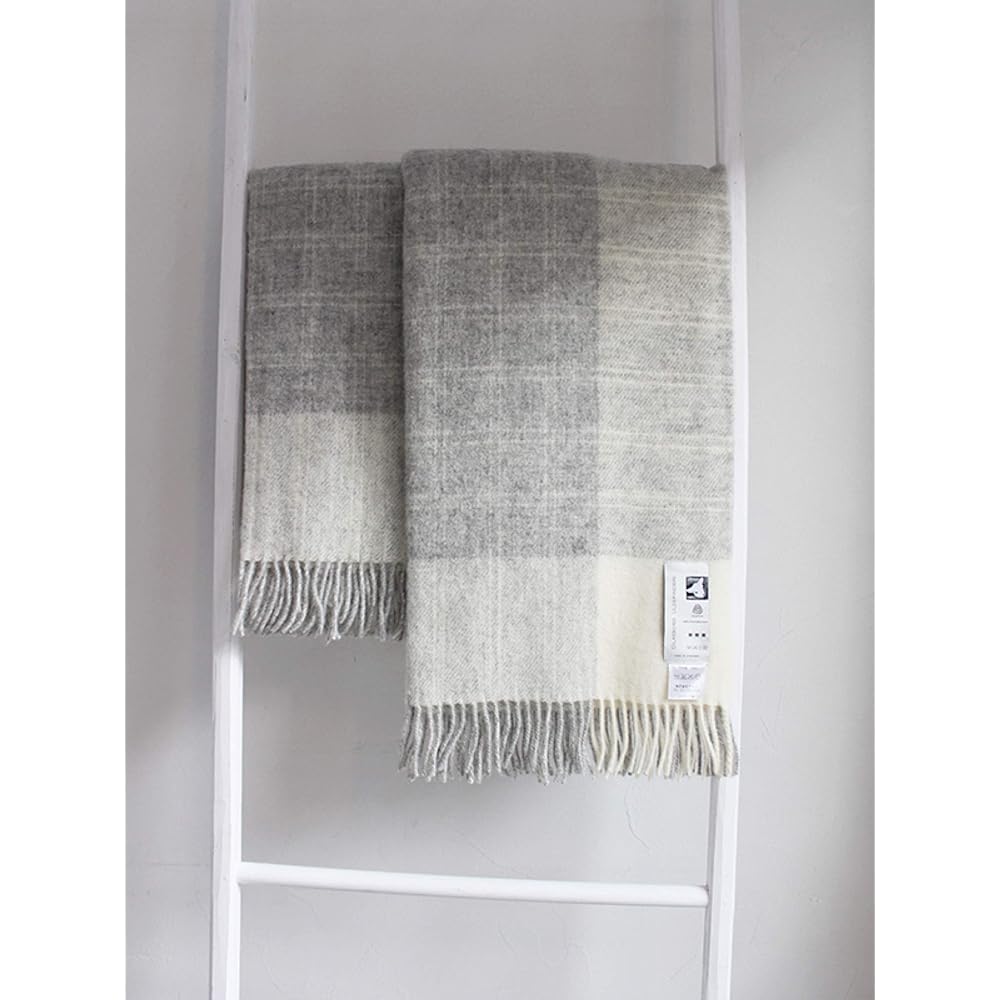 Silkeborg Uldspinderi Throwket Bornholm Shady Gray 140x240cm Gift Box G100150-NL