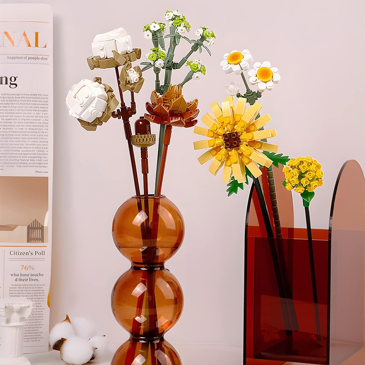 Mini Blocks Flower Bouquet Assembly Set Artificial Flower Building Blocks Decorator 646 Pieces Botanical Collection for Adults Not Compatible with LEGO (Cotton/Pine Cone/Gerbera/Claspedia)