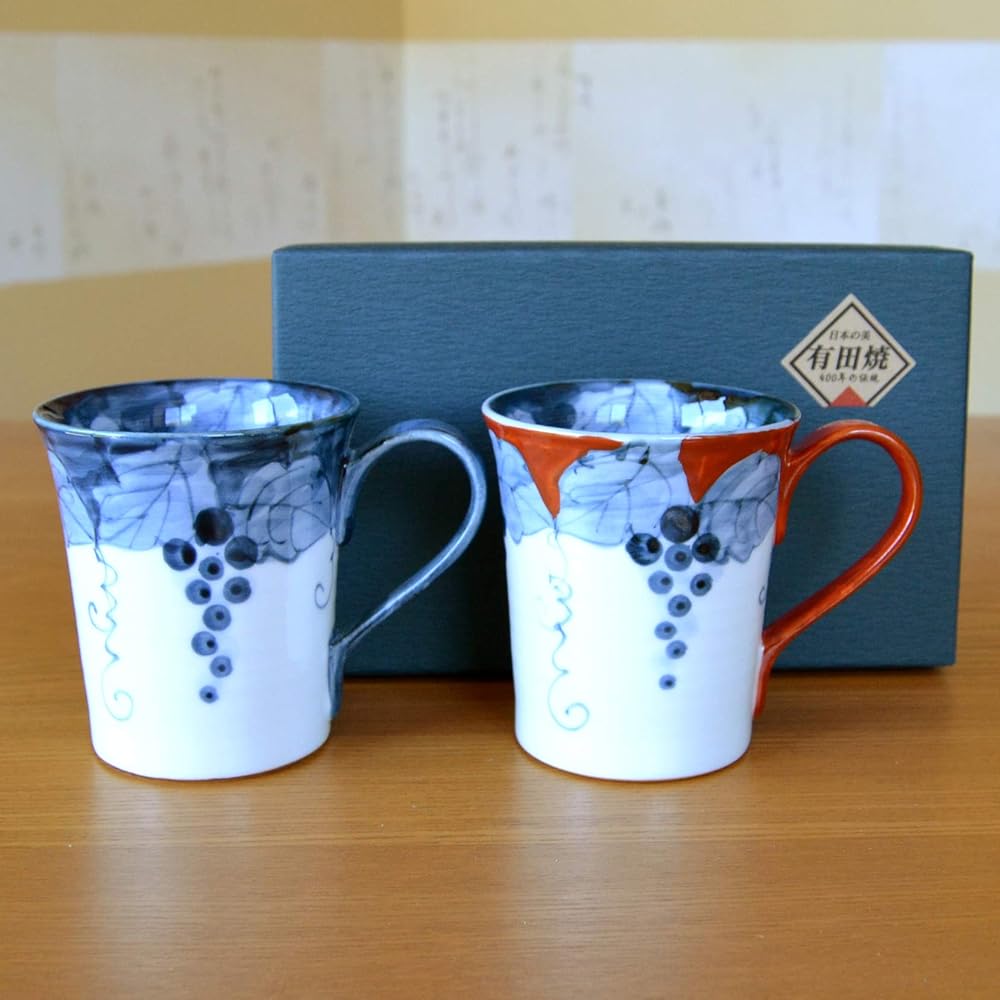 Pair of mugs, present, gift boxed, stylish, Arita ware, Fuchino grapes, gift boxed, gift wrapped, made in Japan