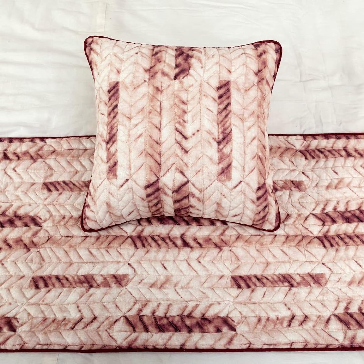 The Homecentric Luxury Ivory Maroon and Ivory, 2 Twin 133x45 cm Bed Runner with Cushion Cover Cotton Bed Runner - Tie Dye Love