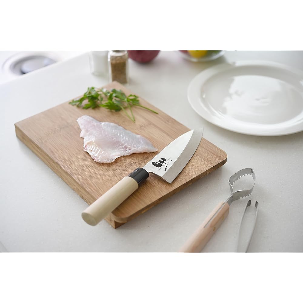 [Styleneo] Deba knife, scale remover, bone remover, 3-piece set, made in Japan, made in Tsubame-Sanjo, cat pattern, special foil-stamped cosmetic case (vegetable cat)