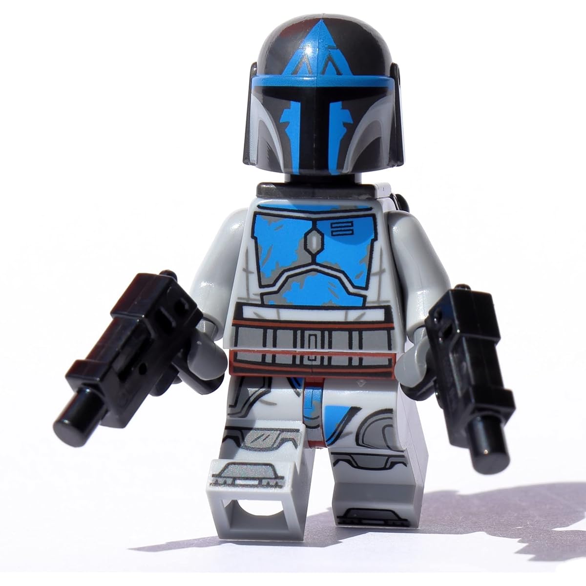 LEGO Star Wars The Clone Wars Minifigure Mandalorian Loyalist Warrior with Dual Blasters Limited Edition Foil Pack