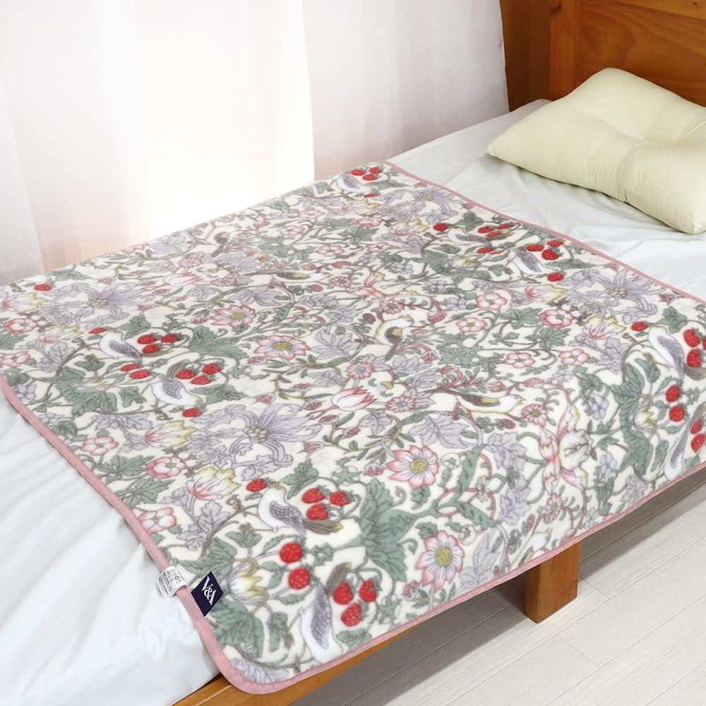 Romance Kosugi Made in Japan Cotton Blanket (Fuzz) V&A (Victoria and Albert Museum) Strawberry Thief Half Size Pink