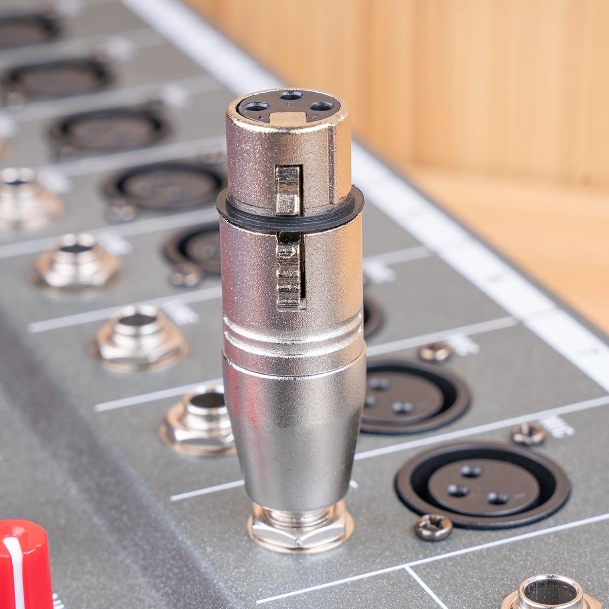 HUALEU XLR female to 1/4 TRS adapter, balanced female XLR to quarter inch 6.35mm male adapter.