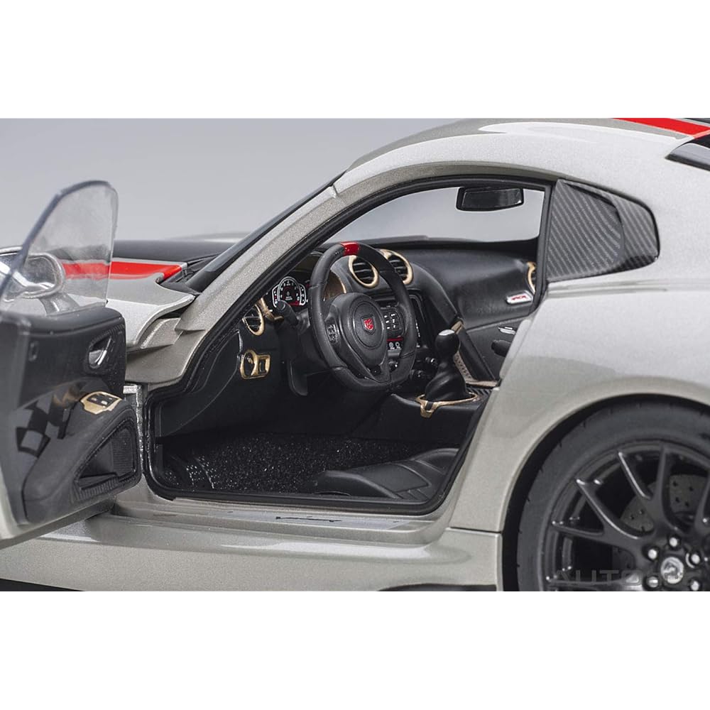 AUTOart 1/18 Dodge Viper ACR Metallic Silver/Black Stripe Finished Product 71733
