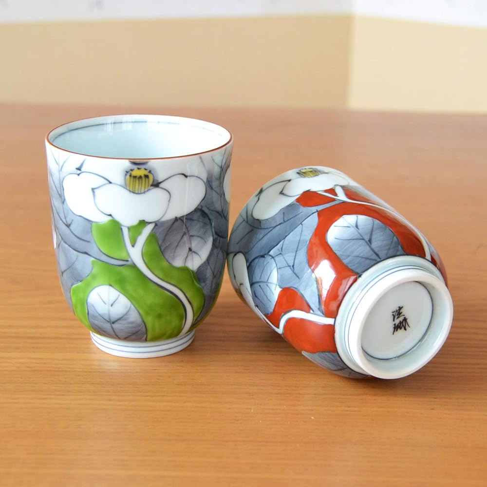 Pair of teacups, present, gift boxed, stylish, Arita ware, Yuka, couple's bathtub, made in Japan