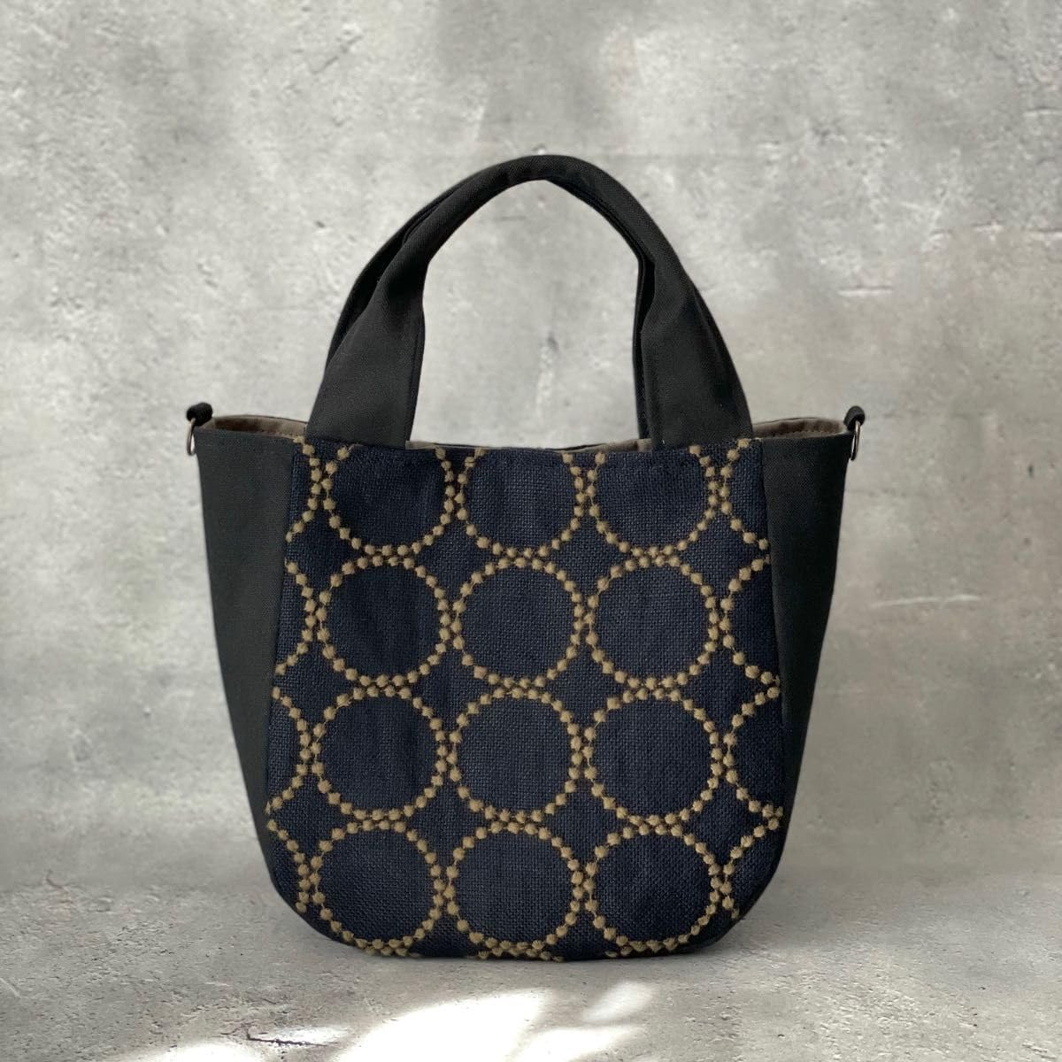 Mina Perhonen Tambourine Navy + Light Green Round Tote
