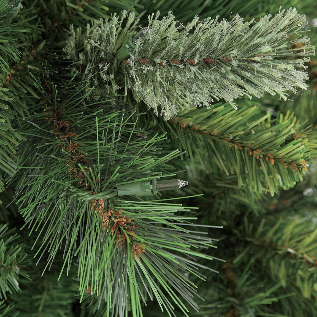 Puleo International 7.5ft Pre-Lighted Teton Pine Artificial Christmas Tree with 600 Clear Lights Green