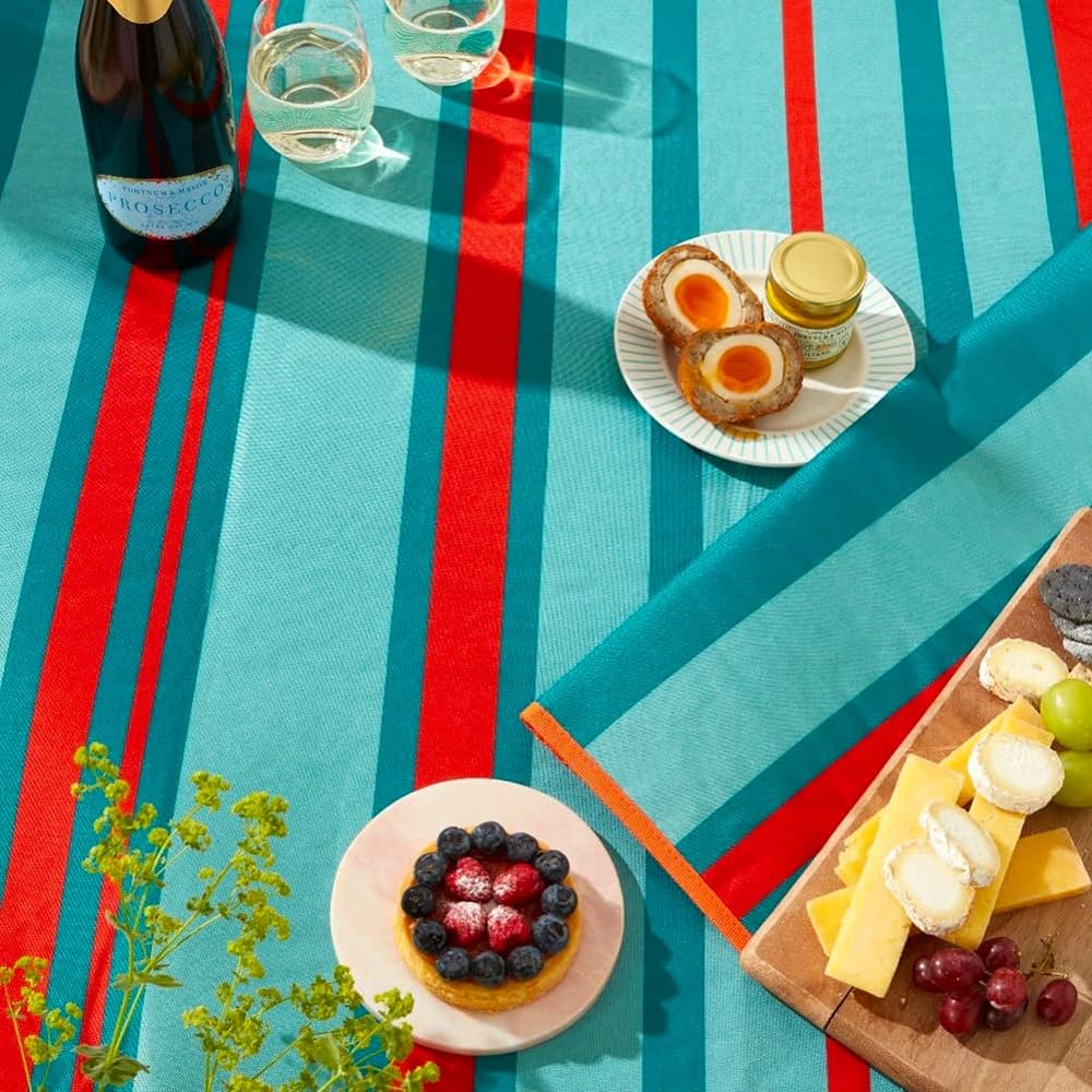 Fortnum & Mason [Fortnum & Mason] Nile Light Blue Striped Made from Recycled PET Bottle, Compact and Portable with Handle, Picnic Mat, Leisure Sheet, Mat [Parallel Import]