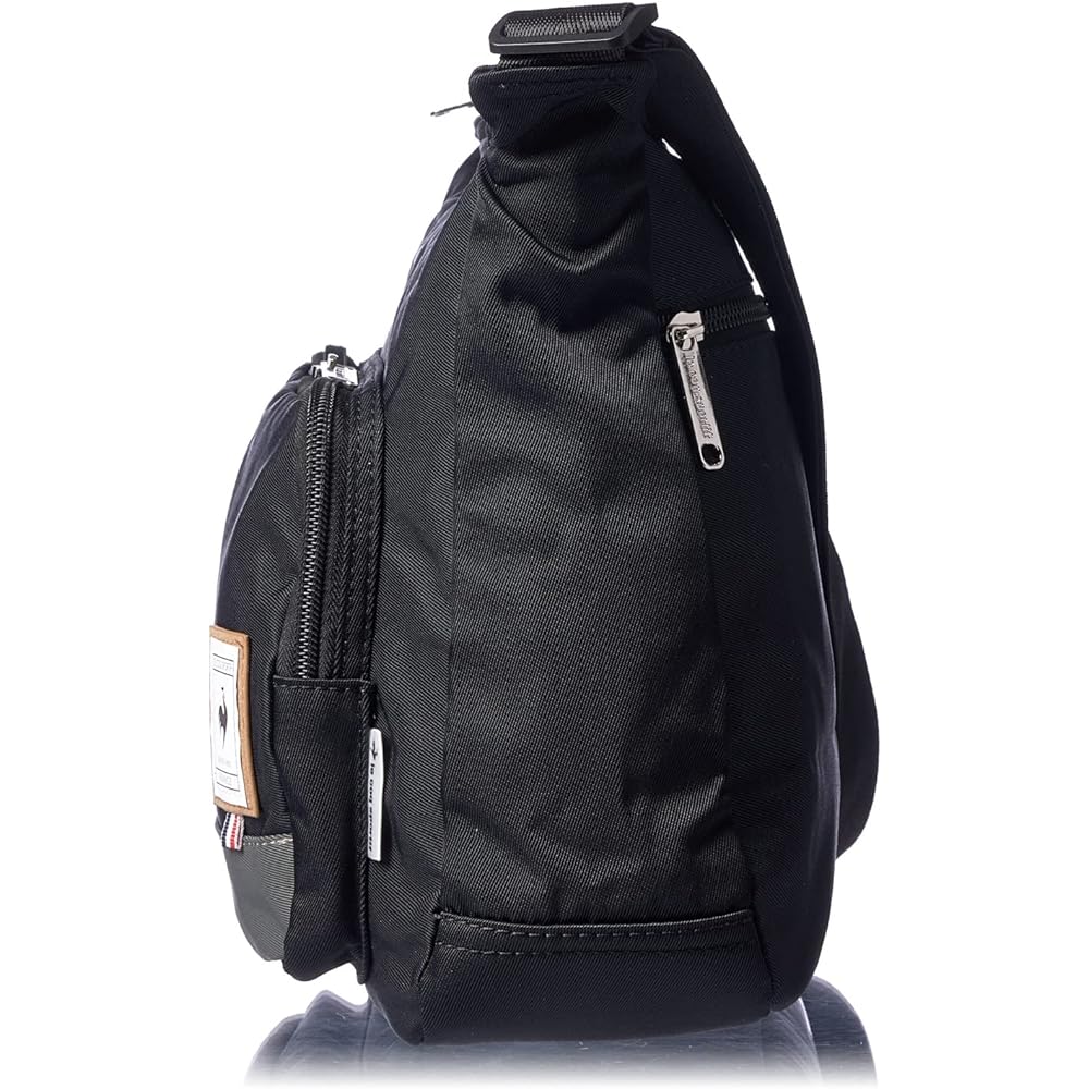 [le coq sportif] Water repellent antibacterial deodorant Andy Lee bicolor shoulder bag