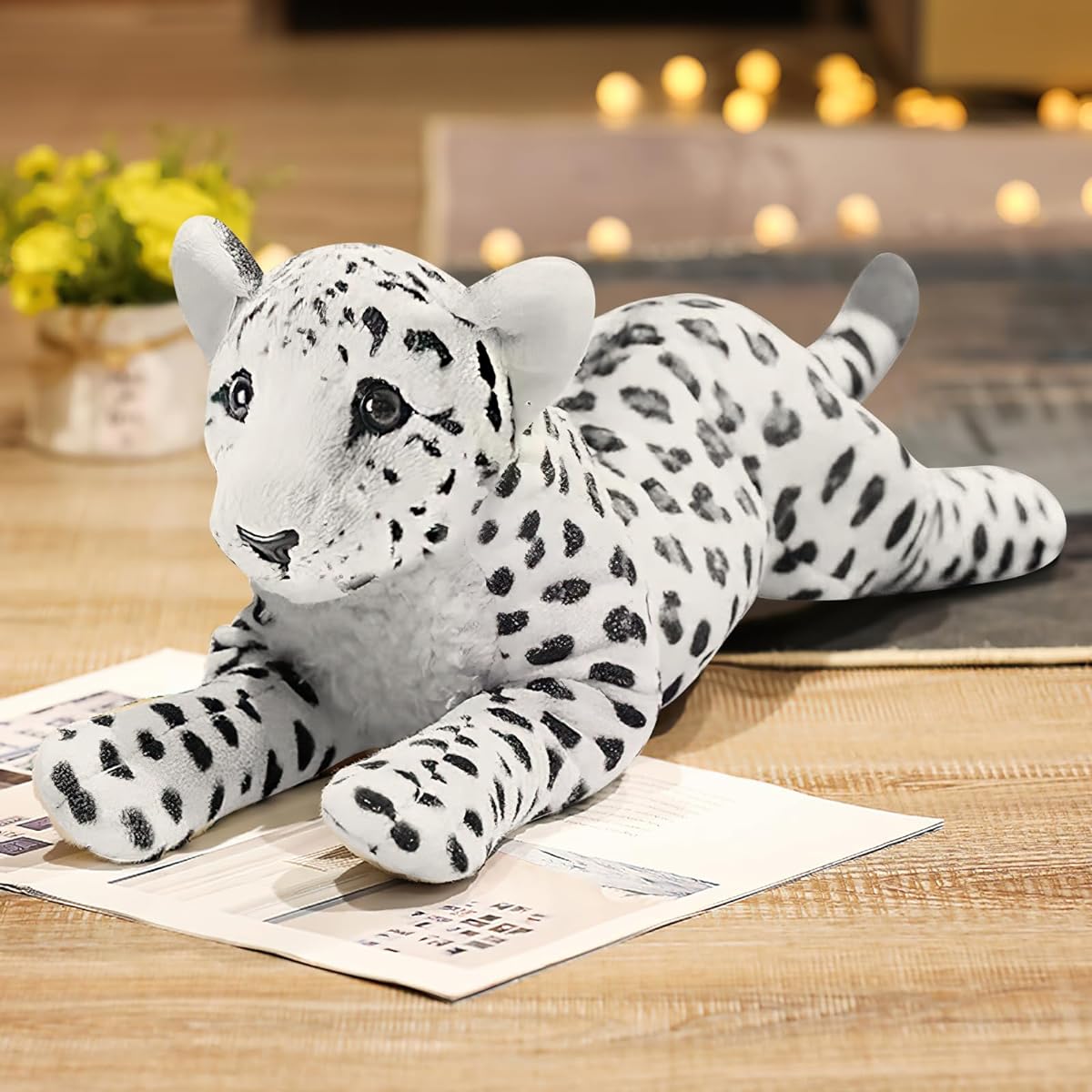 Gisqis Snow Leopard Plush Toy, 19" Snow Leopard Plush White Leopard Plush Toys Pillow, Soft Realistic Jungle Stuffed Animals Bedroom Decor Children's Day Birthday Gift for Girls/Boys/Kids