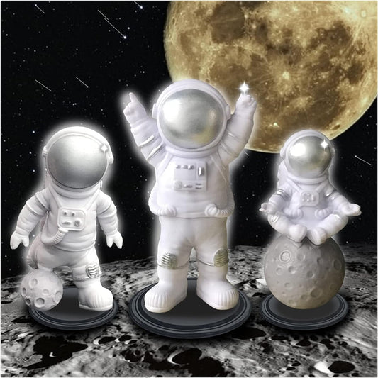 Astronaut Figurine Space Cake Topper Silver Astronaut Solid Resin Decoration Outer Space Birthday Cupcake Desktop Ornaments Astronaut Figure Toys Kids Party Gifts 3pcs and 1 Keychain