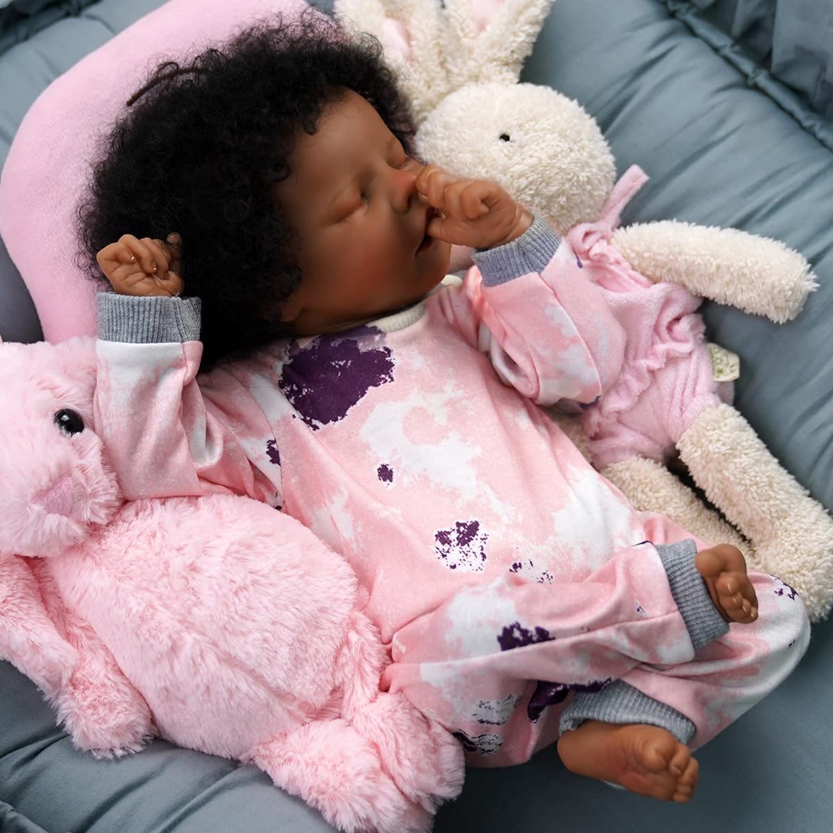JIZHI Lifelike Reborn Baby Doll Black - 17" Baby Soft Body & Curls Real Newborn Baby Doll African American Real Life Baby Doll Cloth Body with Feeding Kit & Gift Box for Ages 3+