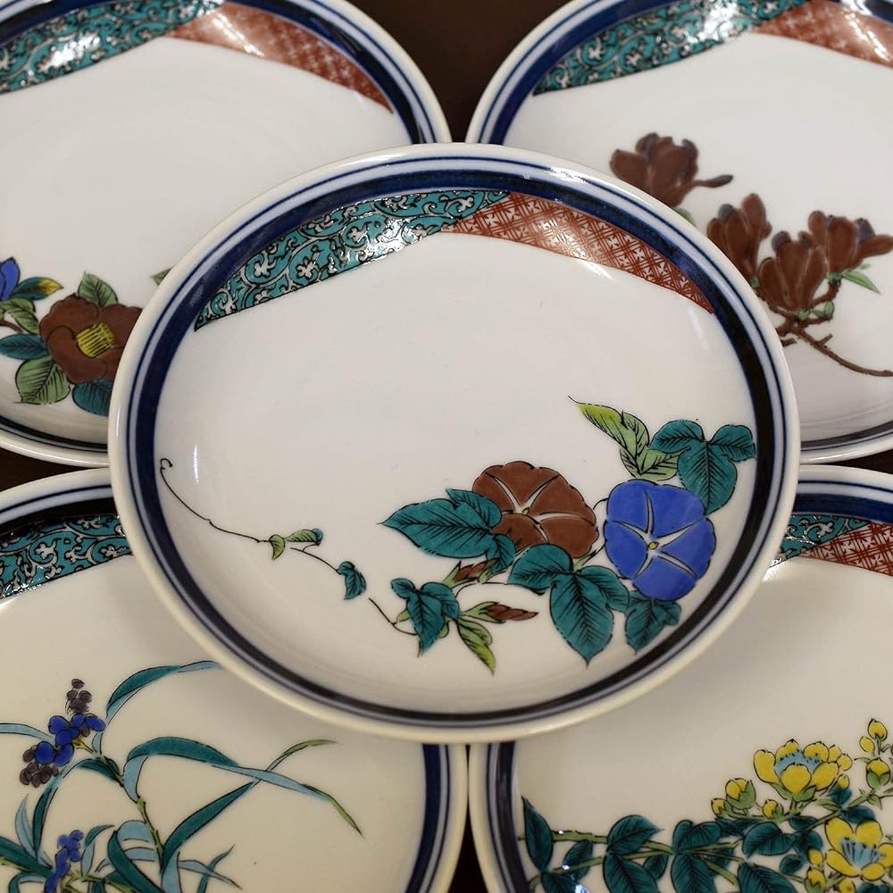 Plate Set, Stylish Tableware, Kutani Ware, Small Plates, Set of 5, Plants and Flowers, Pottery, Japanese Tableware, Serving Plate, Made in Japan