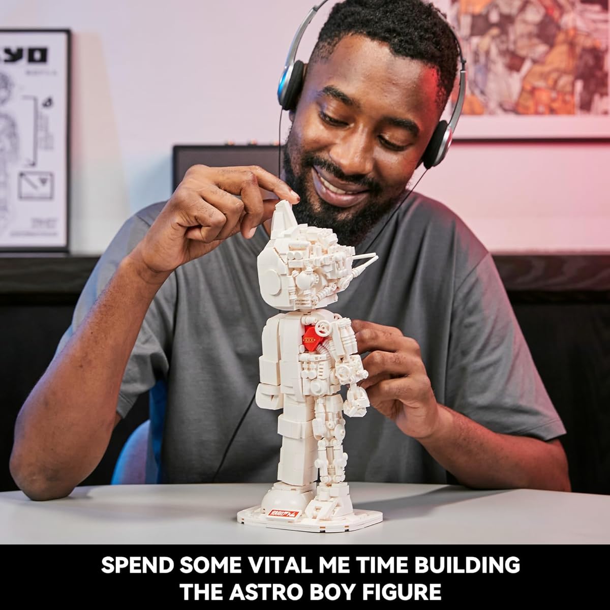 BRICKKK Astro Boy Building Set for Adults, Pantasy Assembled Astro Boy Action Figure Assembly Kit for Fans Ideas Building Blocks Japanese Anime Building Bricks Collection Ornaments Model Toys