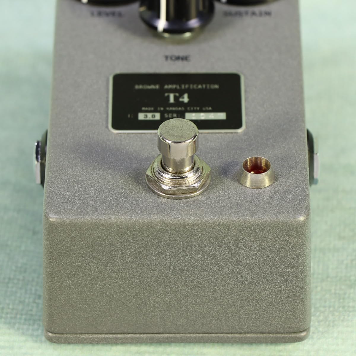 BROWNE AMPLIFICATION / T4 FUZZ Fuzz