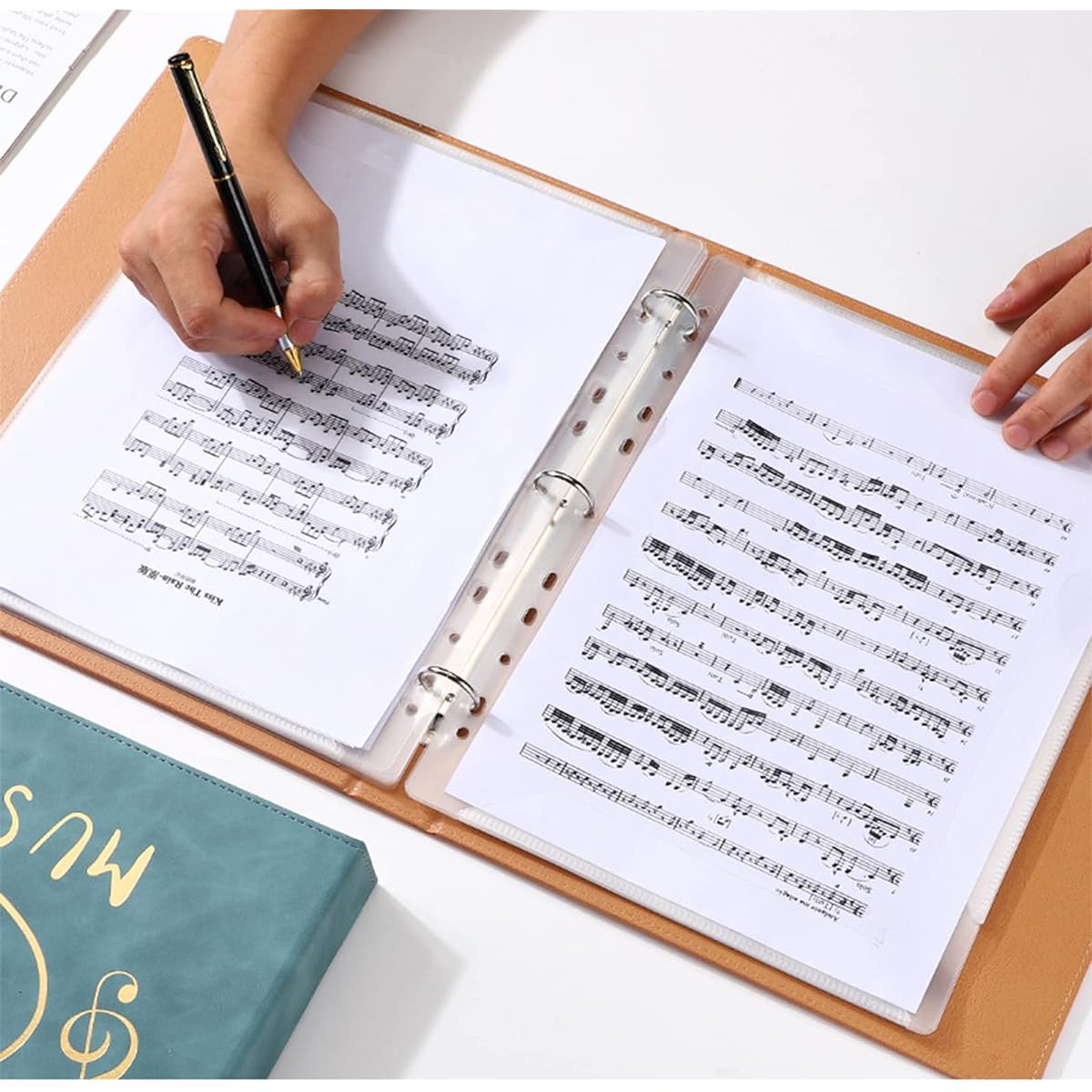 Music sheet folder, PU leather cover, sheet music folder storage, A4 size, 20 sleeves, 40 pages, writing, drawing, creating music and photo files, sleeve changeable, A3 sheet music storage possible