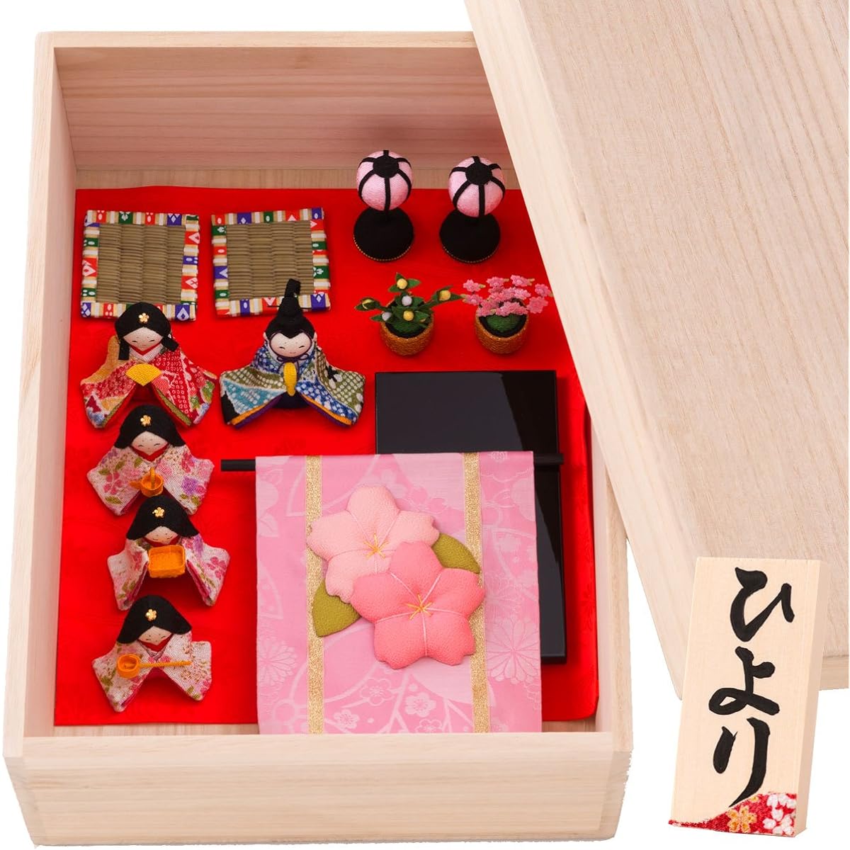 Hina Dolls, Hina Dolls, Compact Chirimen Flower Kicho Warabe Hina, Set of 5, Large Paulownia Storage Box Set, Personalized Box Writing Service, Comes with Wooden Name Tag, S Red (FUN fun)
