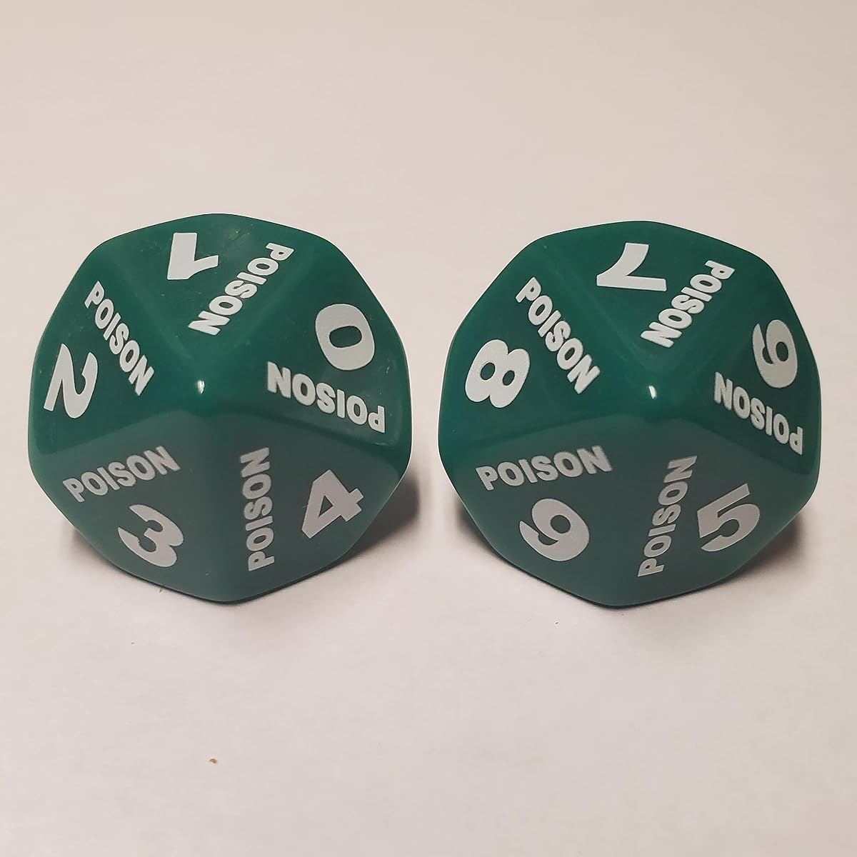 Jumbo Poison Spindown d10 for Magic: The Gathering (2 Packs)