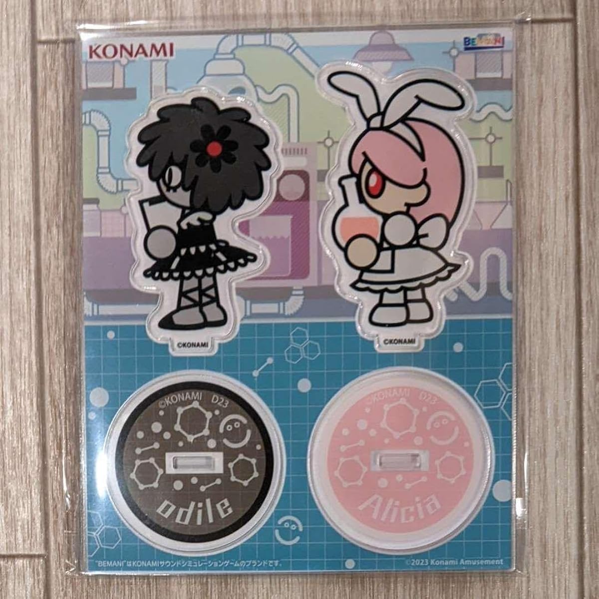 pop'n music mini acrylic stand (Odile, Alicia