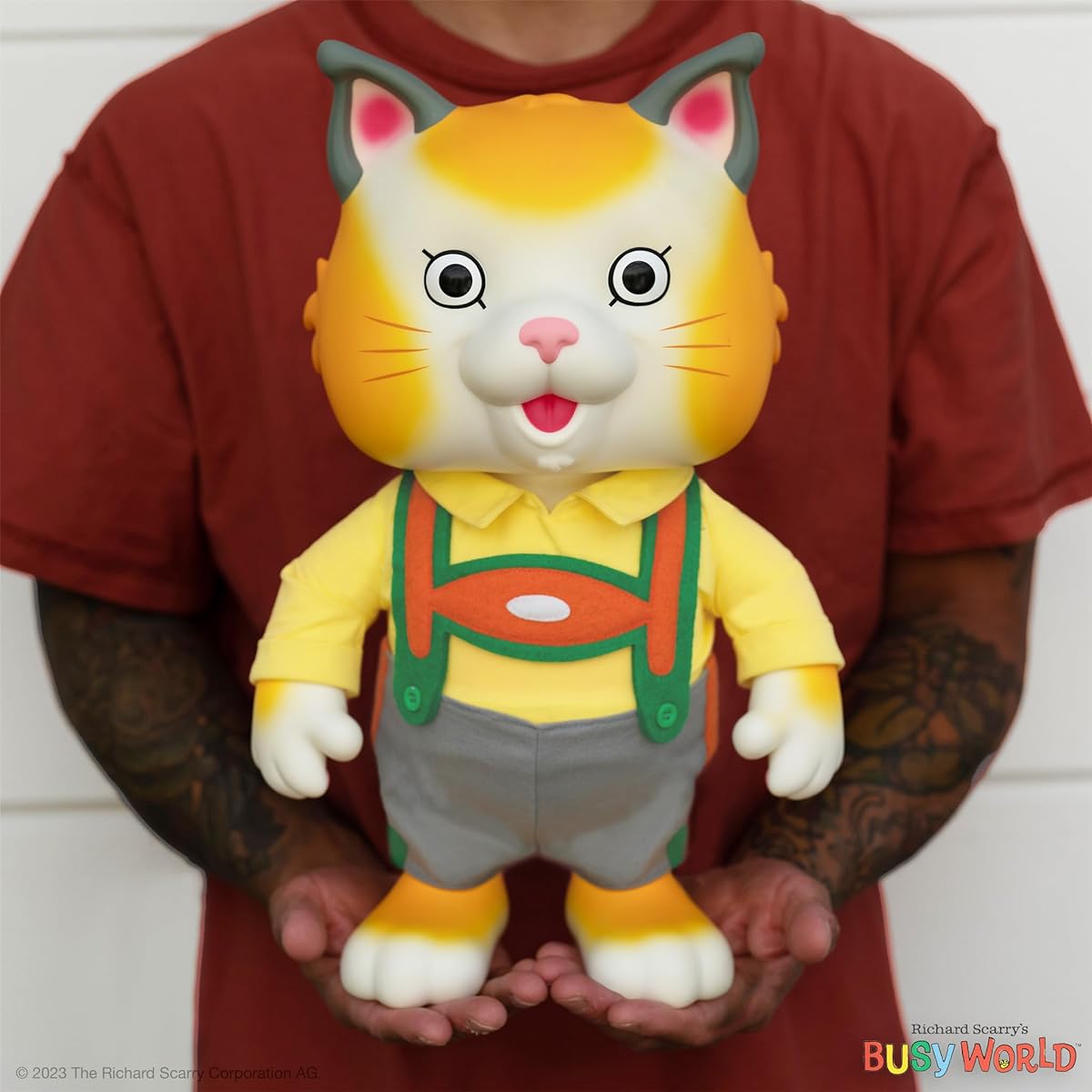 Super7 Super Size Richard Scarry Hacklecat - 16" Richard Scarry Books Action Figure with Cloth Clothing Collection and Retro Toy
