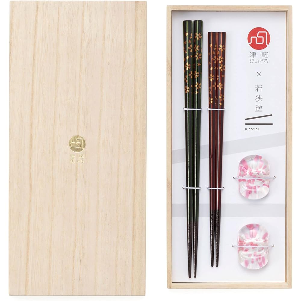 Adelia Tsugaru Vidro Wakasa Painted Chopsticks Couple Chopsticks Gift Set Sakura Oval Chopstick Rest/Chopstick Set Made in Japan FS-75503 Green/Brown
