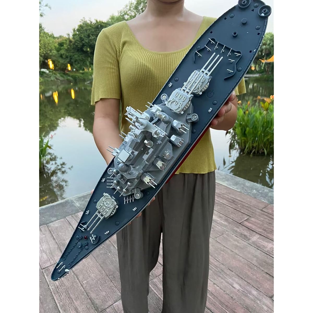 Large remote control battleship 61 CM large hull retro high-speed remote control warship 15 km/h three-leaf propeller twin motor drive large remote control ship simulation battleship