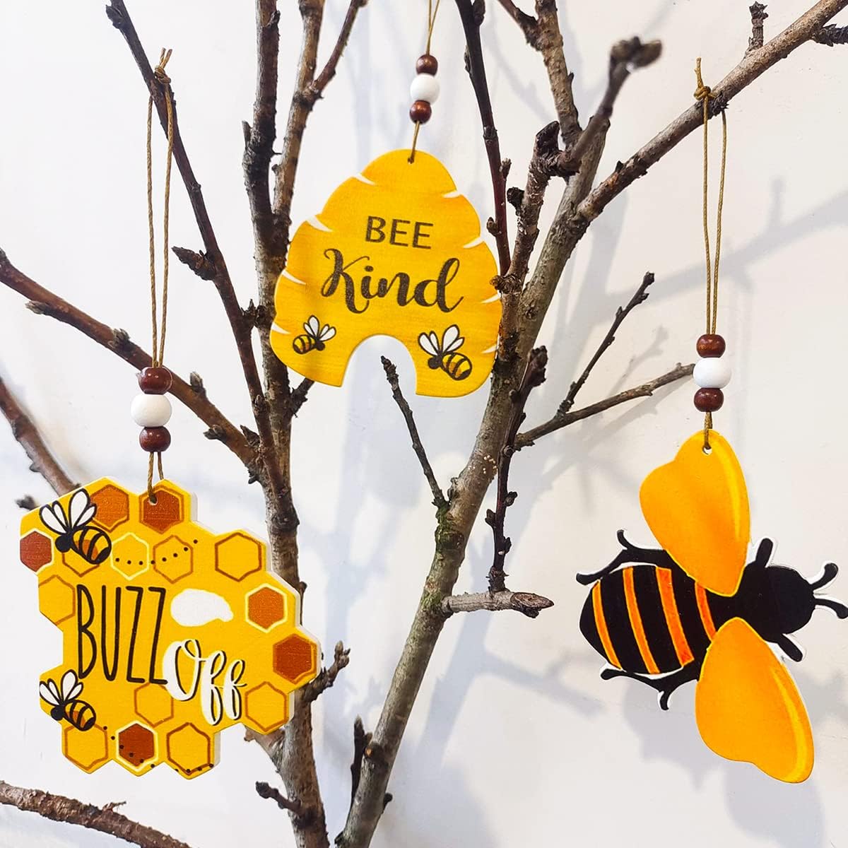10pcs Beehive Honeycomb Bees Hanging Decorations Tree Wreath Tray Farmhouse Cute Honeycomb Kind Buzz Off Sign Bee Festival Holiday Home Decor Rustic Art Crafts