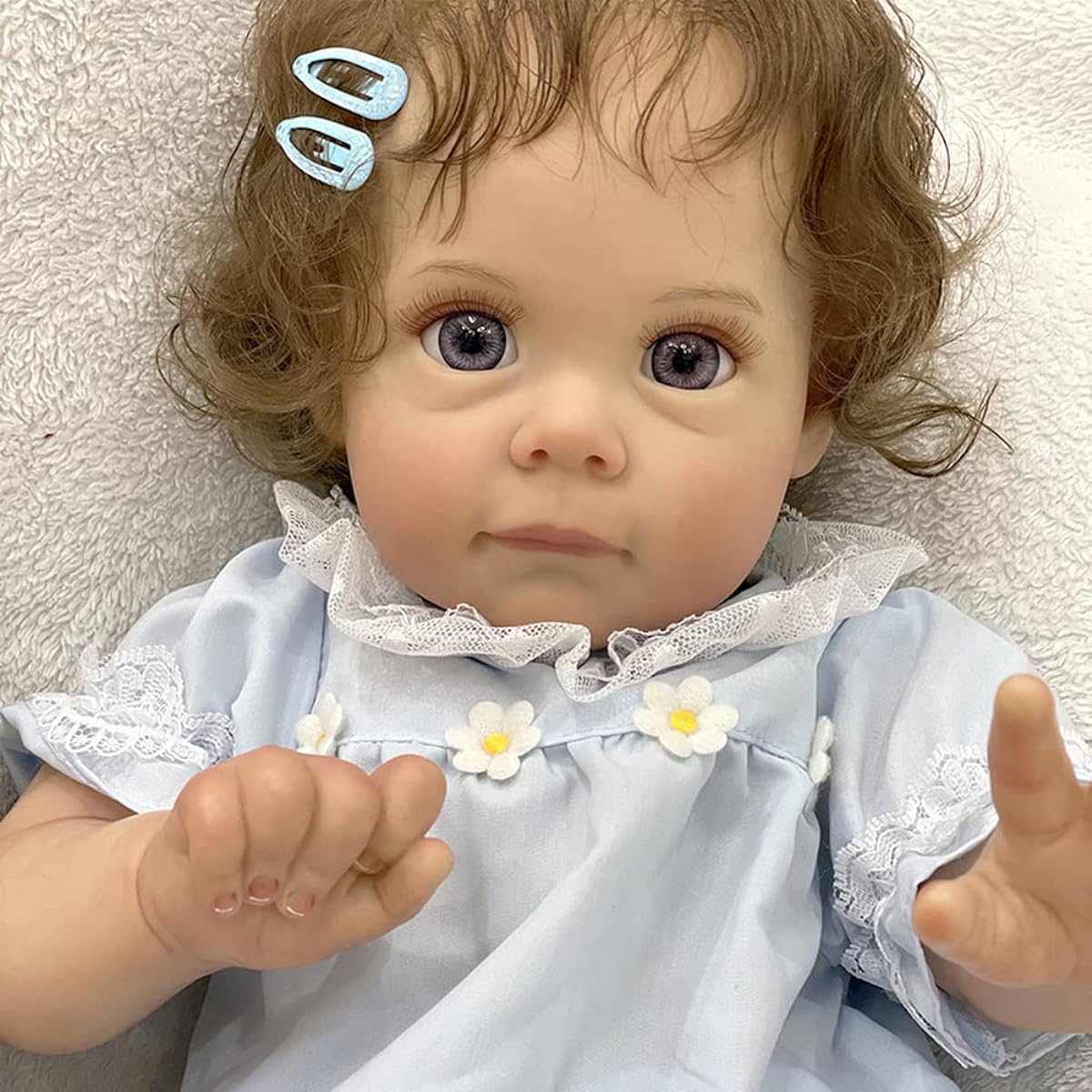Lonian 22inch 55cm Reborn Baby Girl Doll with Cotton Body Looks Like a Real Baby
