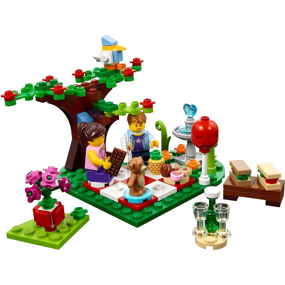 Lego 40236 Romantic Valentine Picnic 126 pcs