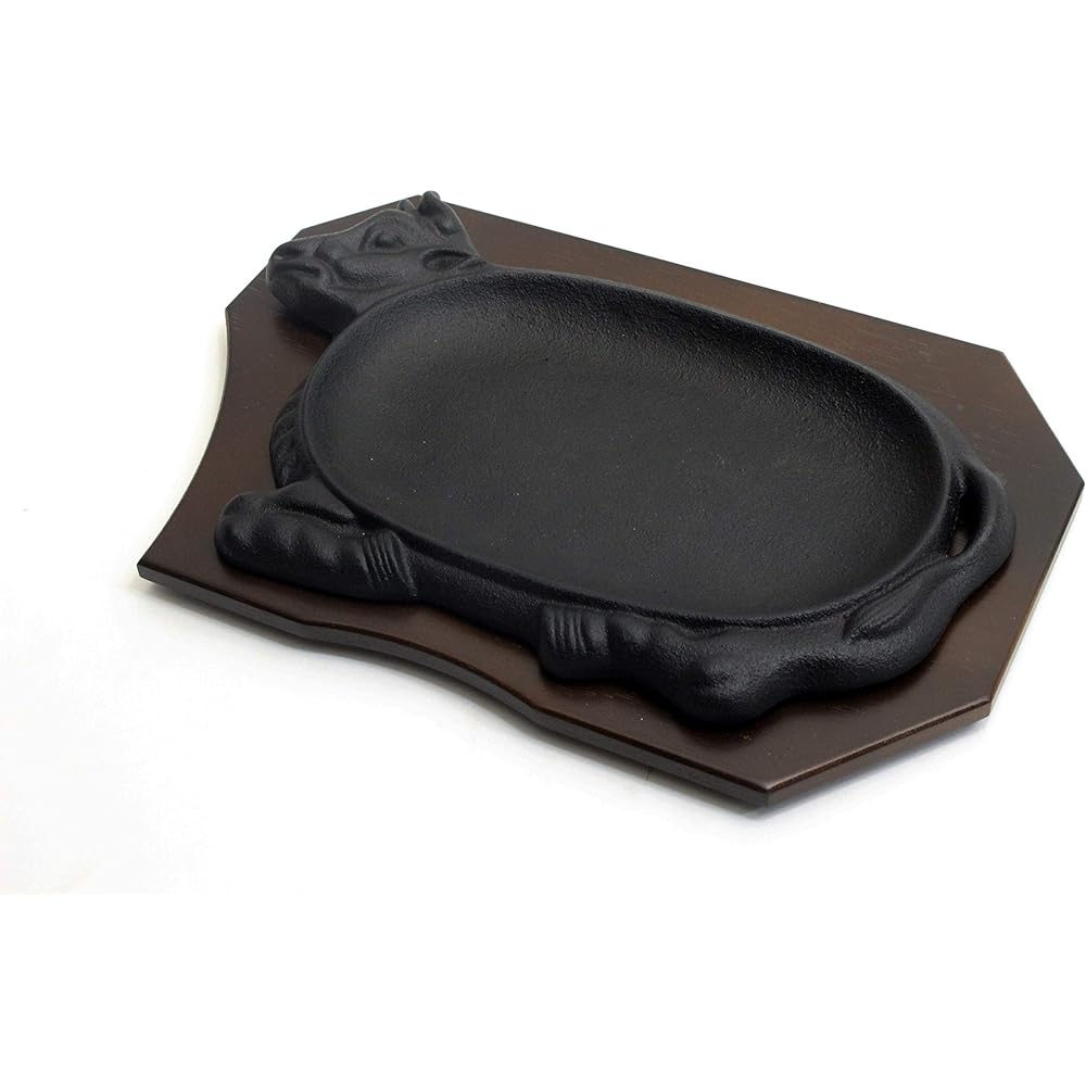 Castle Enterprise Ikenaga Iron Works Living with Iron Steak Plate Iron Plate Cow Shape IH Compatible Gift Wrapping Specification