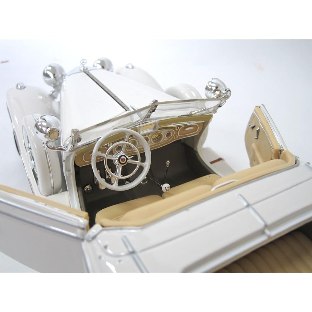 Maisto Premier Sea Edition 1:18 Series PE 1936 Mercedes 500K White 200-089