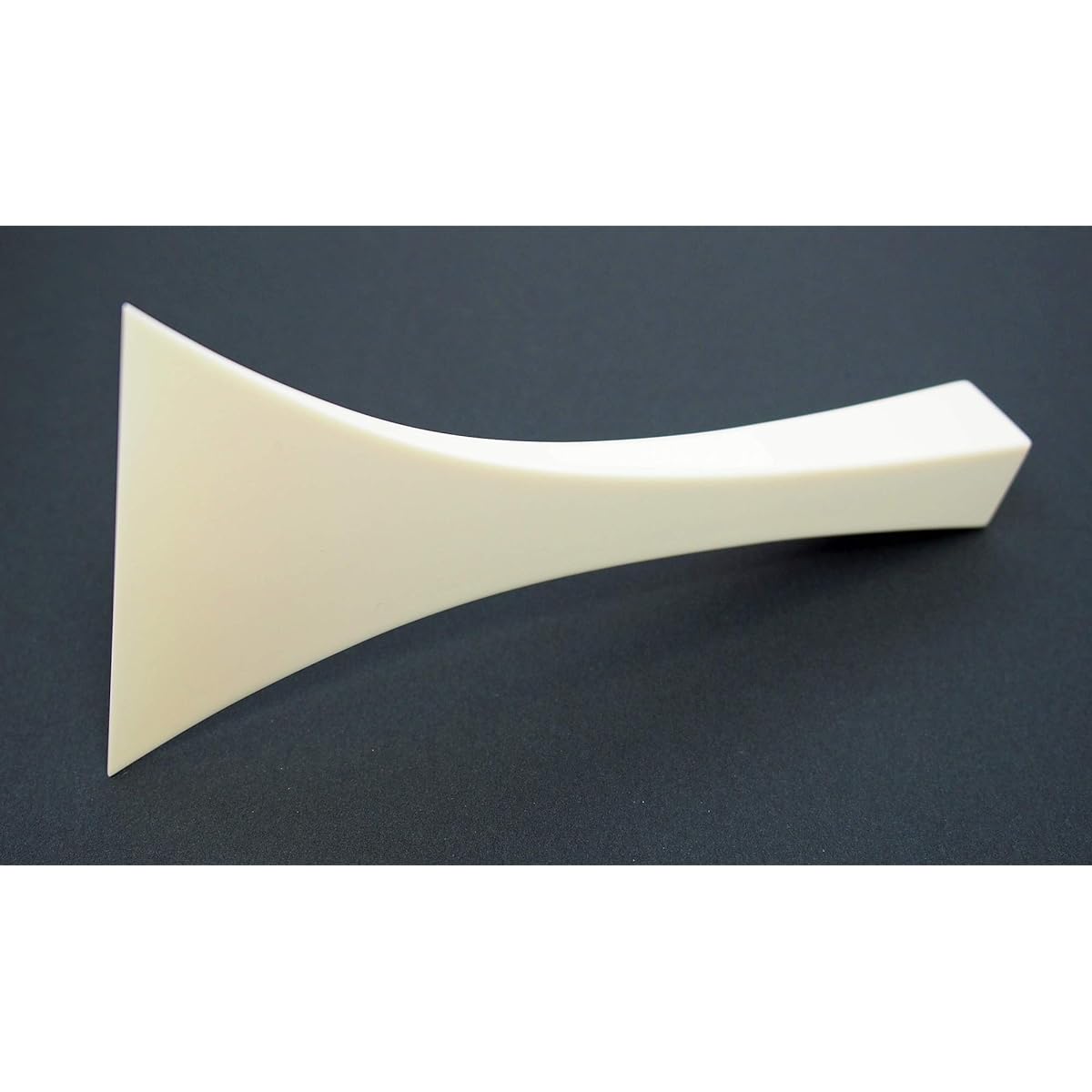 Shamisen Kameya Ivory tone shamisen baku (30 momme)