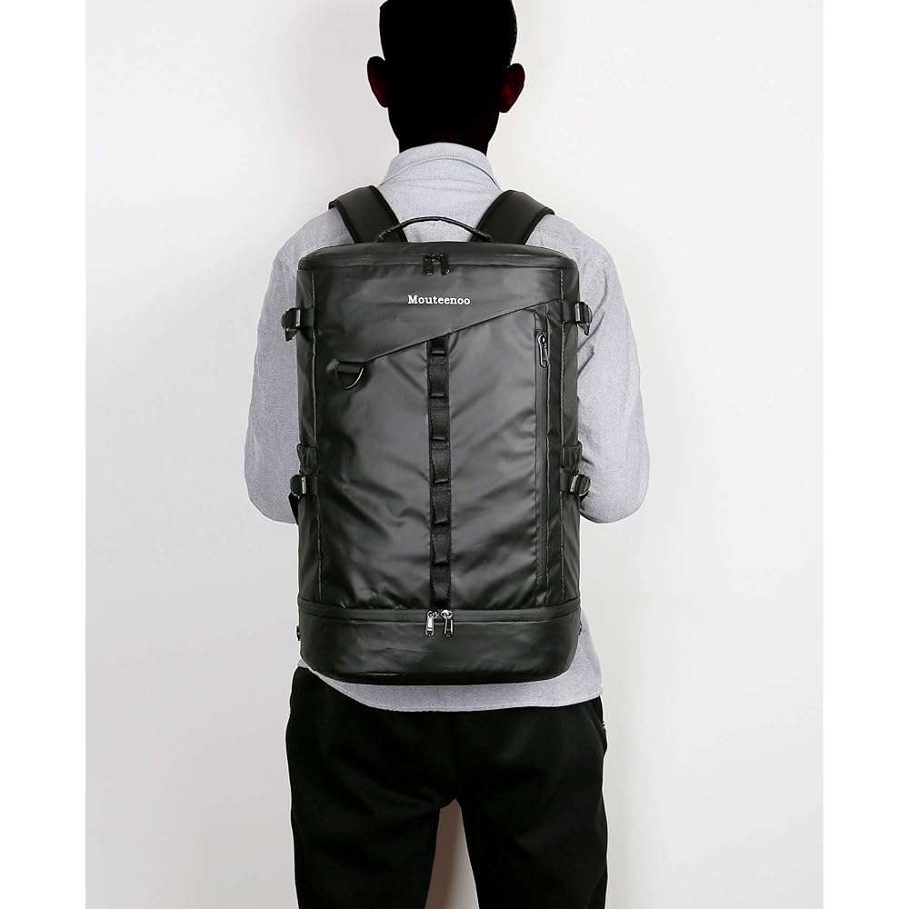 [Mouteenoo] Sports Backpack Large Capacity Rucksack (with shoe holder) Unisex