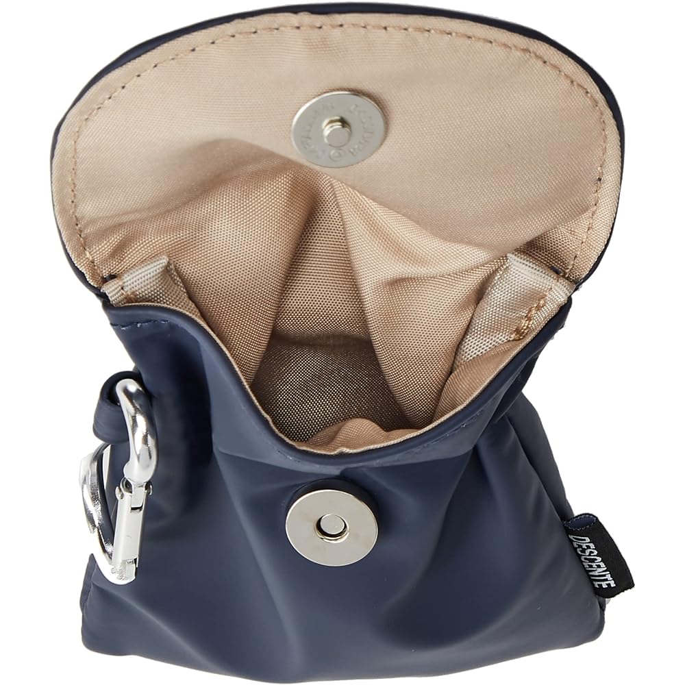 [DESCENTE] Accessory holder, magnetic type, for 2 balls, tee holder, putter cover with 2 catchers, golf DQCVJX72