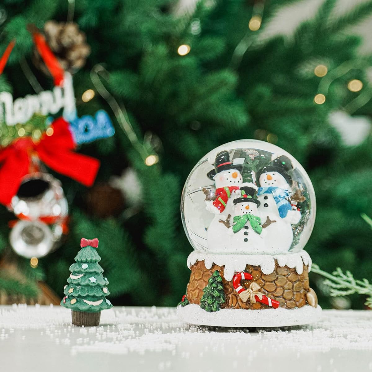 Snow Globe Glitter Water Globe Decoration Musical Snow Globe Decoration "We Wish You a Merry Christmas" 100mm 5
