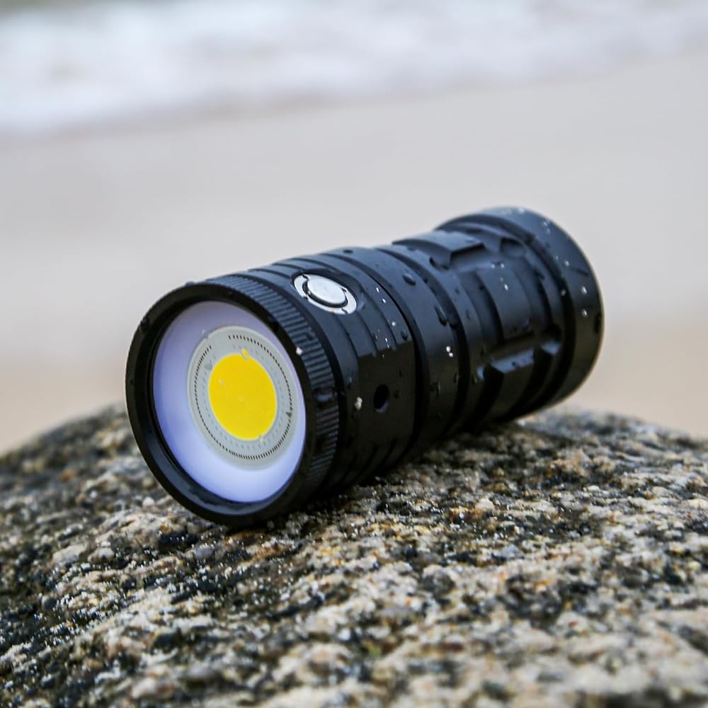 SecurityIng DF14 Diving Light Rechargeable 18000 Lumens 100M Underwater Video Camera Photography Light Underwater 120 Degree Wide Illumination Video Light Waterproof Flashlight with Type-C Charging for Professional Underwater Sports Diving Flashlight wit