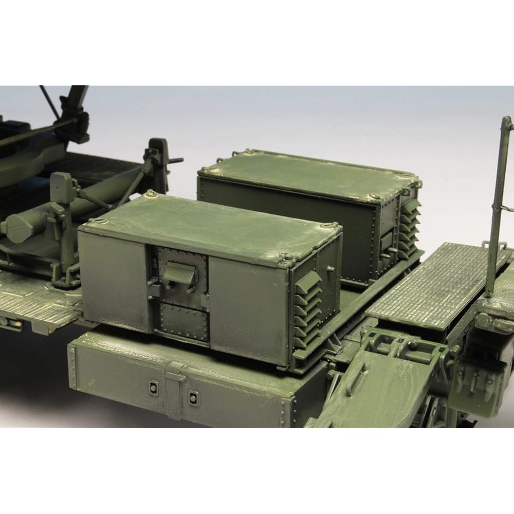 Platz 1/35 MIM-104F Patriot (Patriot) SAM PAC-3 M901 launcher plastic model BL3563