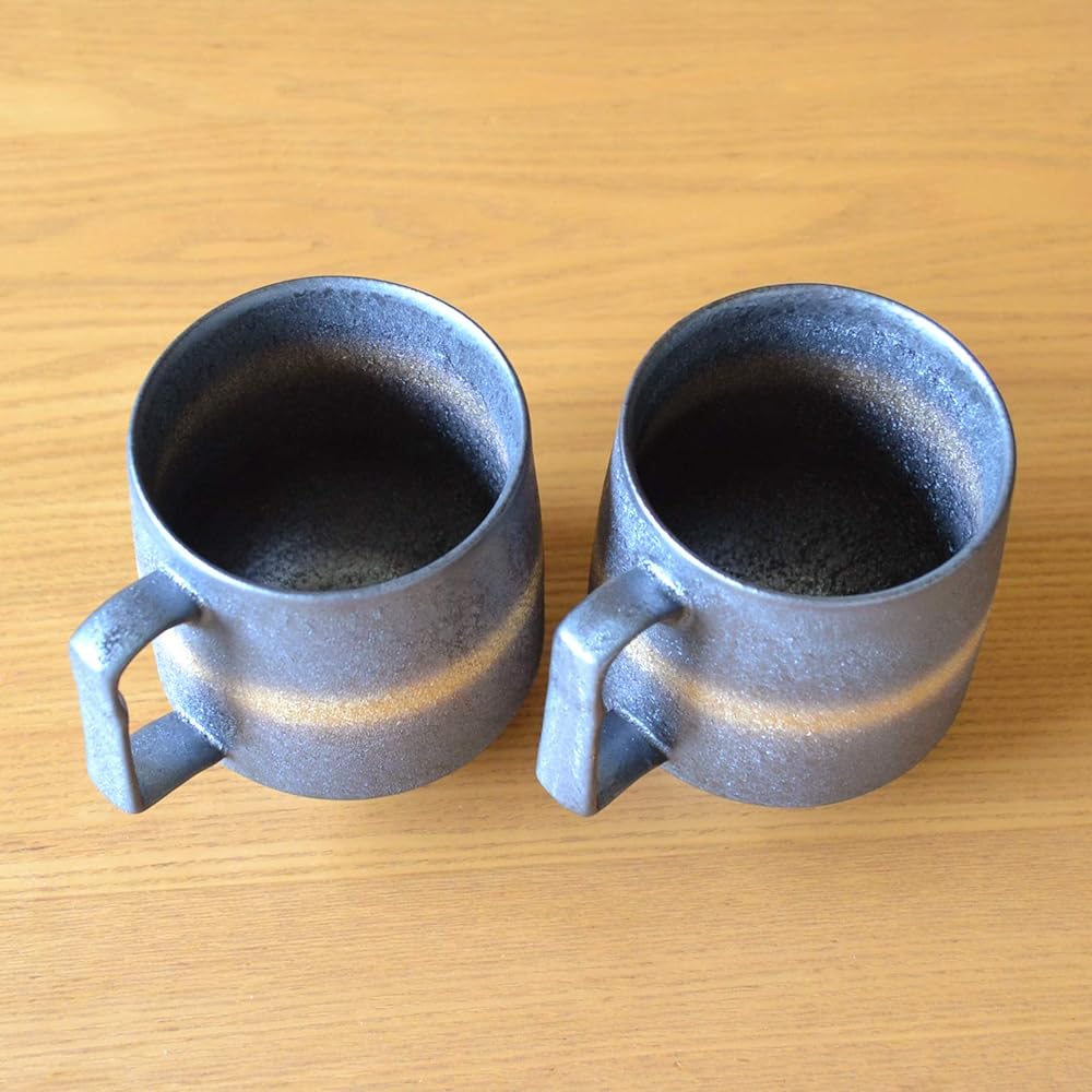 Golden Wedding Present Arita Ware Mug Pair Kanagawa Noshi and Message Card Included in Wooden Box