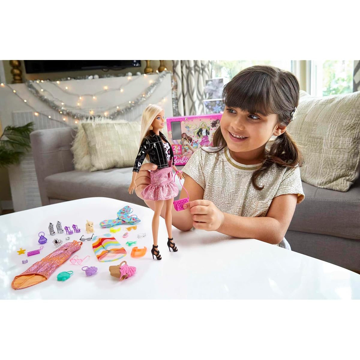 Barbie Advent Calendar with Barbie Doll,24 Surprises Including Day Night Trendy Clothing & Accessories, Festive Holiday Themed for Kids 3 to 7 Years - GYN37